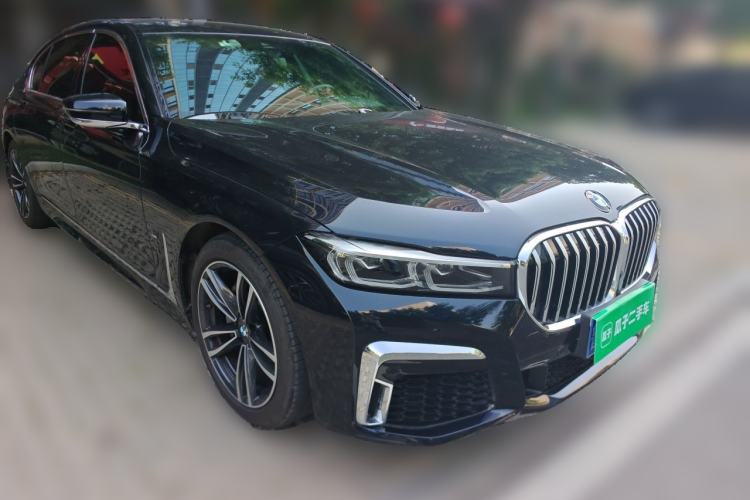 Used BMW 7 Series 2019 Restyled 730Li M Sport Package Front Right 45 Deg