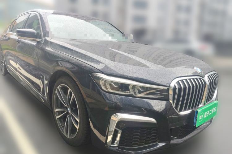 Used BMW 7 Series 2019 730Li M Sport Package Front Right 45 Deg