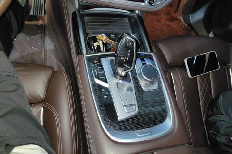 Used BMW 7 Series 2019 Restyled 730Li M Sport Package Gear Lever