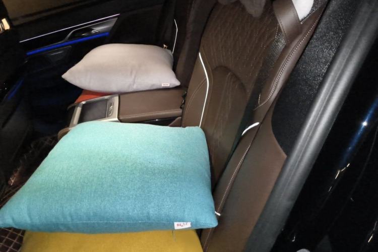 Used BMW 7 Series 2019 730Li M Sport Package Interior 4
