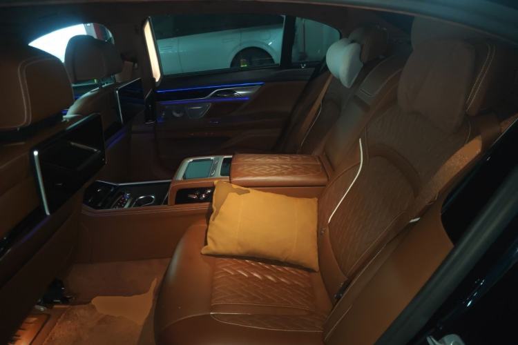 Used BMW 7 Series 2019 Restyled 740Li xDrive Executive M Sport Package Left Rear Seat