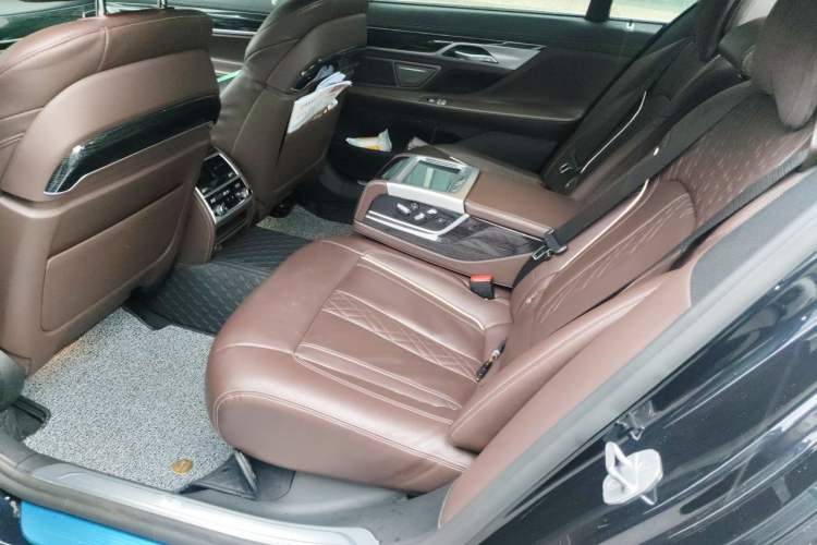 Used BMW 7 Series 2019 730Li M Sport Package Left Rear Seat