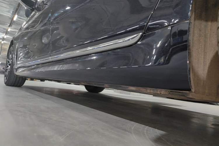 Used BMW 7 Series 2019 Restyled 730Li M Sport Package Left Side Sill