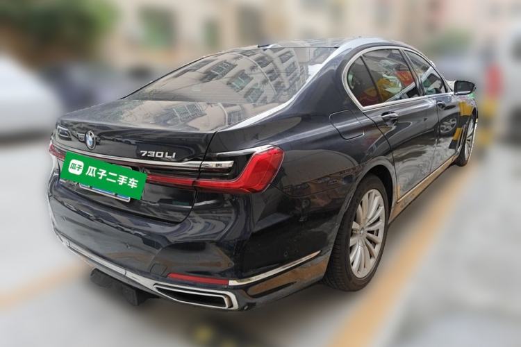 Used BMW 7 Series 2019 730Li Luxury Package Rear Right 45 Deg