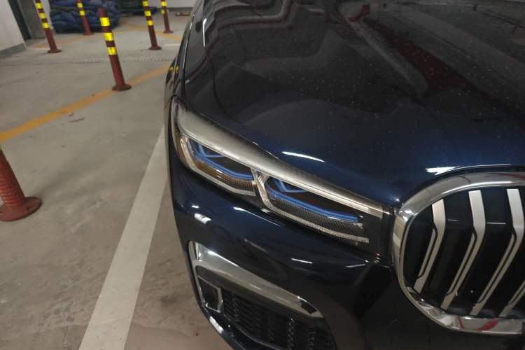 Used BMW 7 Series 2019 Restyled 740Li xDrive Executive M Sport Package Right Front Headlight