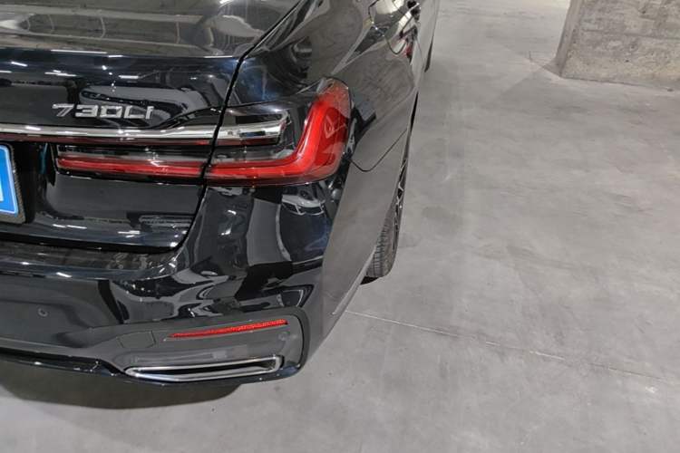 Used BMW 7 Series 2019 Restyled 730Li M Sport Package Right Rear Taillight