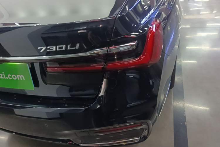 Used BMW 7 Series 2019 Restyled 730Li M Sport Package Right Rear Taillight