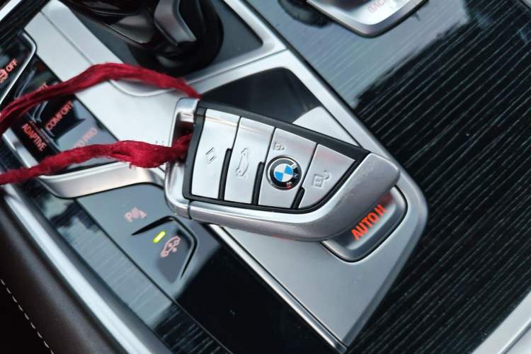 Used BMW 7 Series 2019 740Li Leading Model M Sport Package Vehicle Key