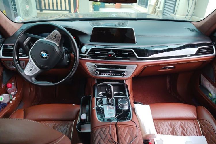 Used BMW 7 Series 2019 Restyled 740Li xDrive Executive Luxury Package Center Console