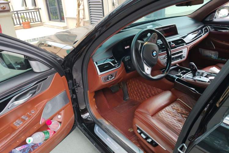 Used BMW 7 Series 2019 Restyled 740Li xDrive Executive Luxury Package Driver Seat