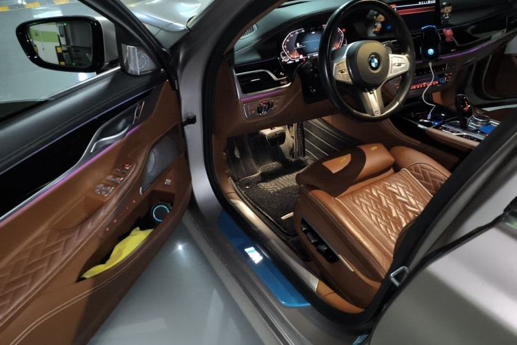 Used BMW 7 Series 2019 Restyled 740Li xDrive Executive M Sport Package Driver Seat