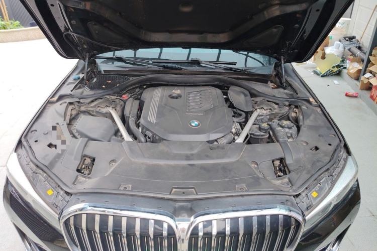Used BMW 7 Series 2019 Restyled 740Li xDrive Executive Luxury Package Engine Bay