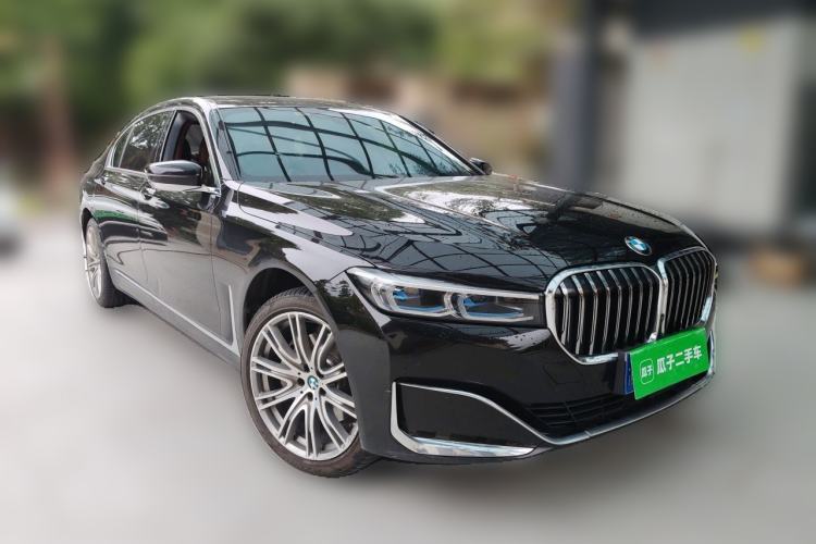 Used BMW 7 Series 2019 Restyled 740Li xDrive Executive Luxury Package Front Right 45 Deg