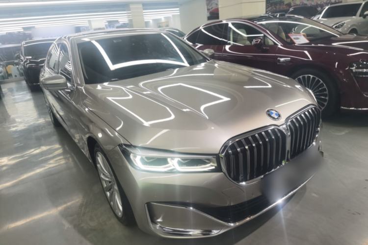 Used BMW 7 Series 2019 Updated 730Li Luxury Package Front Right 45 Deg