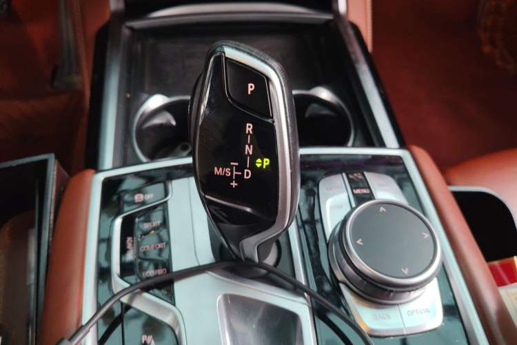 Used BMW 7 Series 2019 Restyled 740Li xDrive Executive Luxury Package Gear Lever