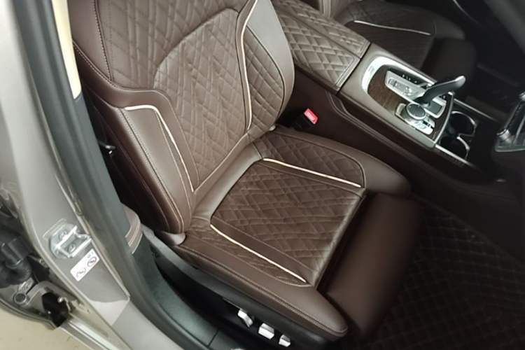 Used BMW 7 Series 2019 Updated 740Li Luxury Package Premium Edition Right Front Seat