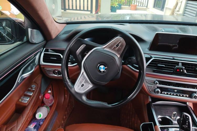 Used BMW 7 Series 2019 Restyled 740Li xDrive Executive Luxury Package Steering Wheel