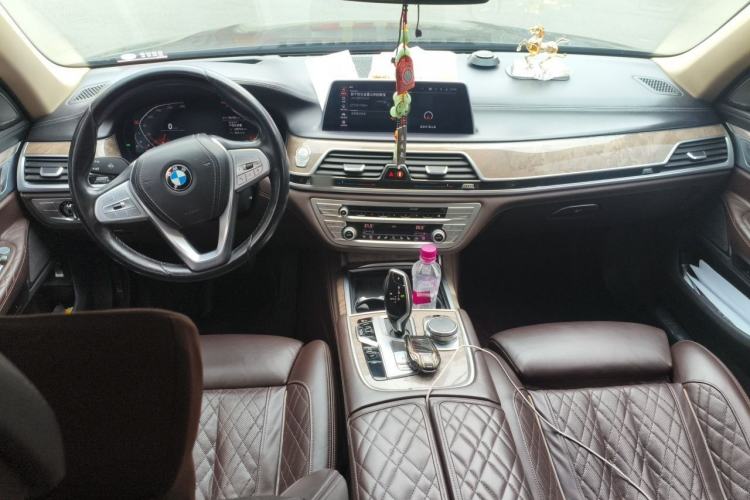 Used BMW 7 Series 2019 Restyled 740Li Leading Luxury Package Center Console