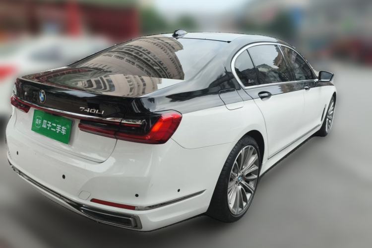 Used BMW 7 Series 2019 Restyled 740Li Leading Luxury Package Rear Right 45 Deg