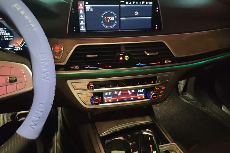 Used BMW 7 Series 2019 740Li Leading Edition Luxury Package Audio And AC Panel