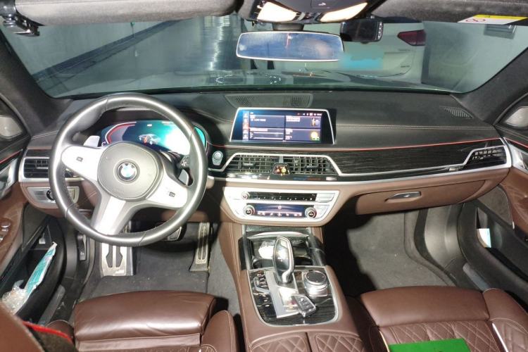 Used BMW 7 Series 2019 740Li Leading Model M Sport Package Center Console