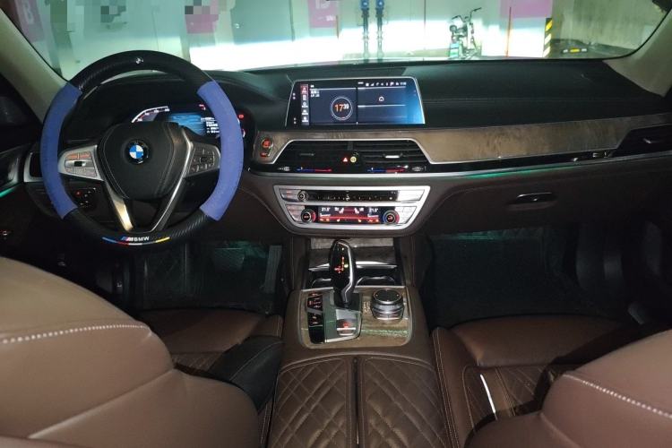 Used BMW 7 Series 2019 740Li Leading Edition Luxury Package Center Console