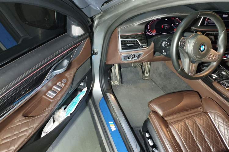 Used BMW 7 Series 2019 740Li Leading Model M Sport Package Driver Seat