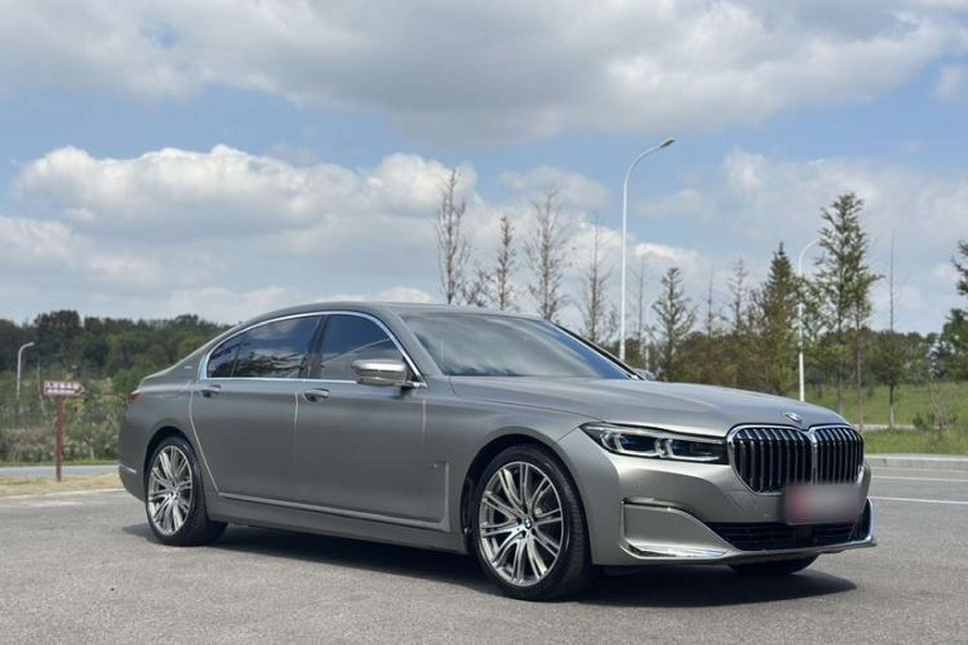 Used BMW 7 Series 2019 Restyled 740Li xDrive Executive Luxury Package Exterior 2