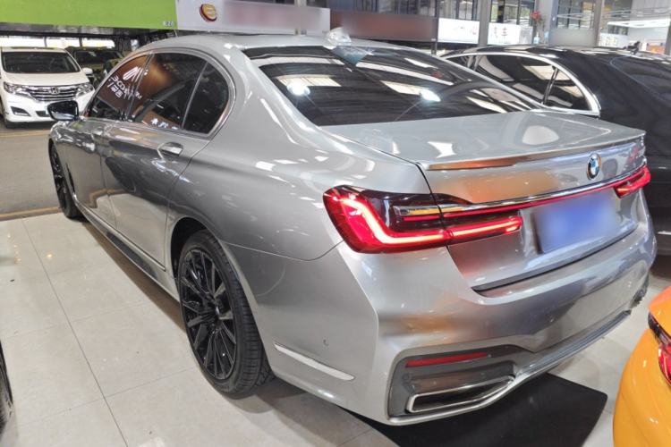 Used BMW 7 Series 2019 Updated 740Li Luxury Version M Sport Package Exterior 2