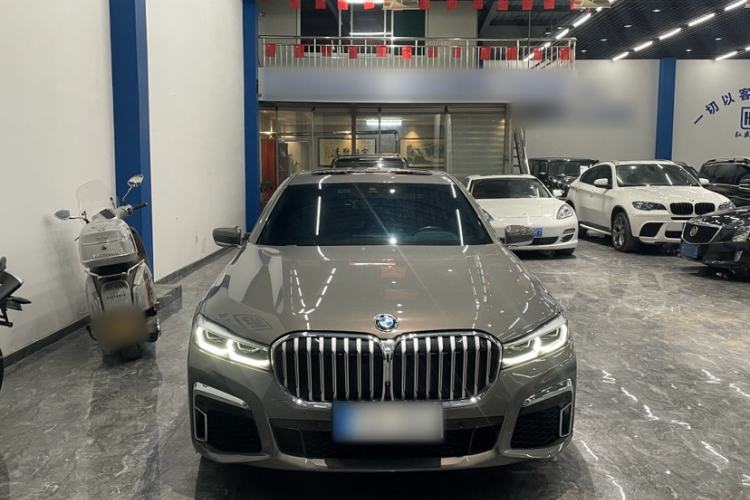 Used BMW 7 Series 2019 Restyled 740Li Leading Edition M Sport Package Exterior 3