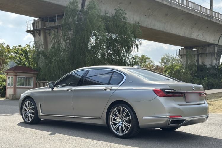 Used BMW 7 Series 2019 Restyled 740Li xDrive Executive Luxury Package Exterior 4