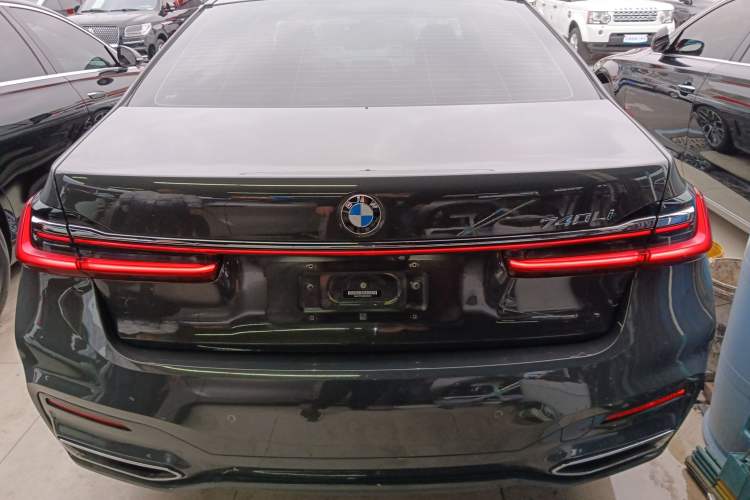 Used BMW 7 Series 2019 Restyled 740Li Leading Edition M Sport Package Exterior 4