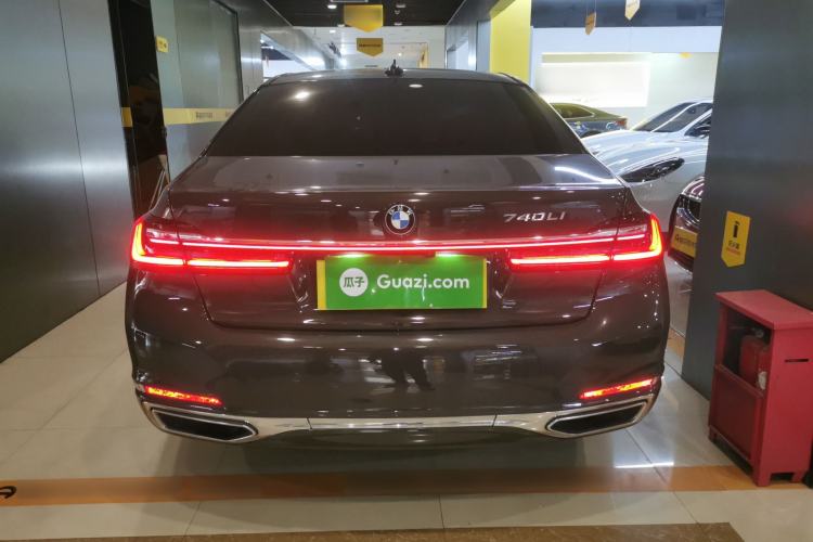 Used BMW 7 Series 2019 Restyled 740Li Leading Luxury Package Exterior 4