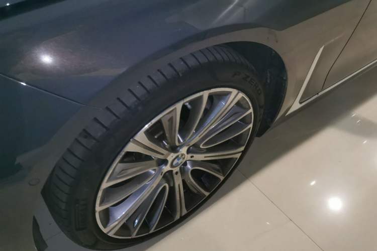 Used BMW 7 Series 2019 Restyled 740Li Leading Luxury Package Exterior 7