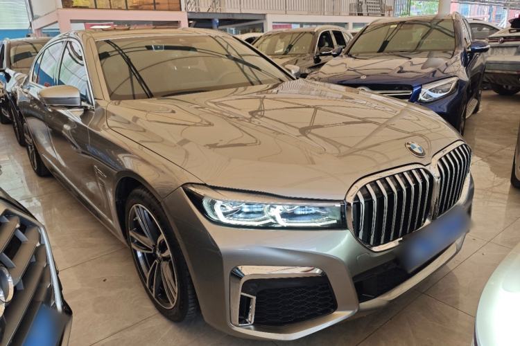 Used BMW 7 Series 2019 Restyled 730Li M Sport Package Front Right 45 Deg
