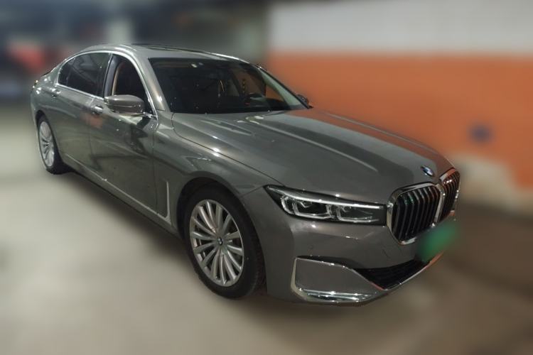 Used BMW 7 Series 2019 Updated 730Li Luxury Package Front Right 45 Deg