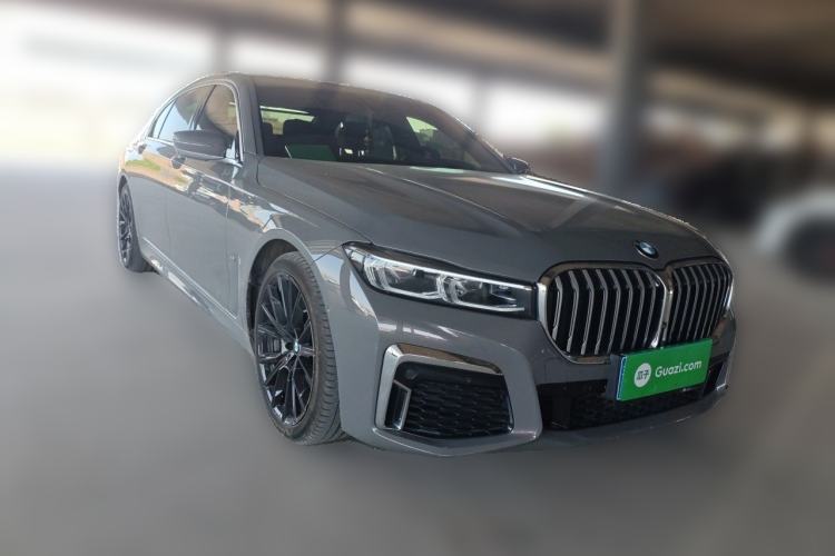 Used BMW 7 Series 2019 740Li Leading Model M Sport Package Front Right 45 Deg