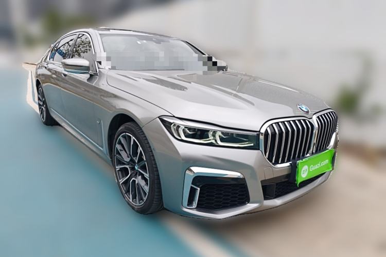 Used BMW 7 Series 2019 Restyled 740Li Leading Edition M Sport Package Front Right 45 Deg