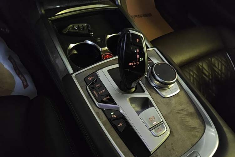 Used BMW 7 Series 2019 Restyled 740Li Leading Luxury Package Gear Lever
