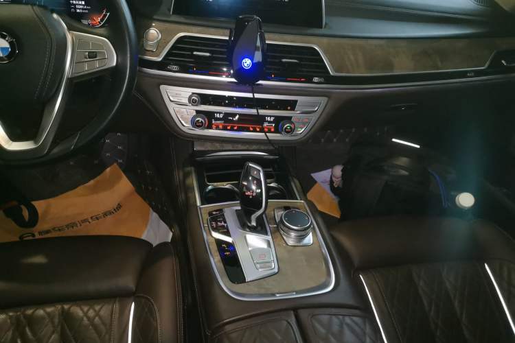 Used BMW 7 Series 2019 Restyled 740Li Leading Luxury Package Gear Lever