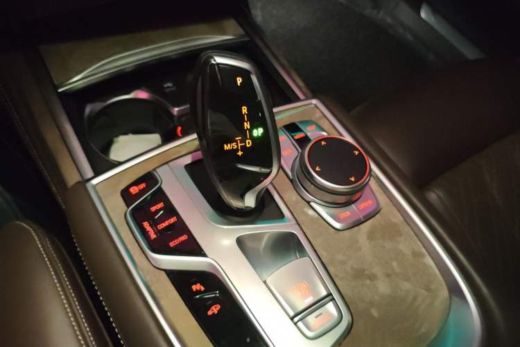 Used BMW 7 Series 2019 740Li Leading Edition Luxury Package Gear Lever