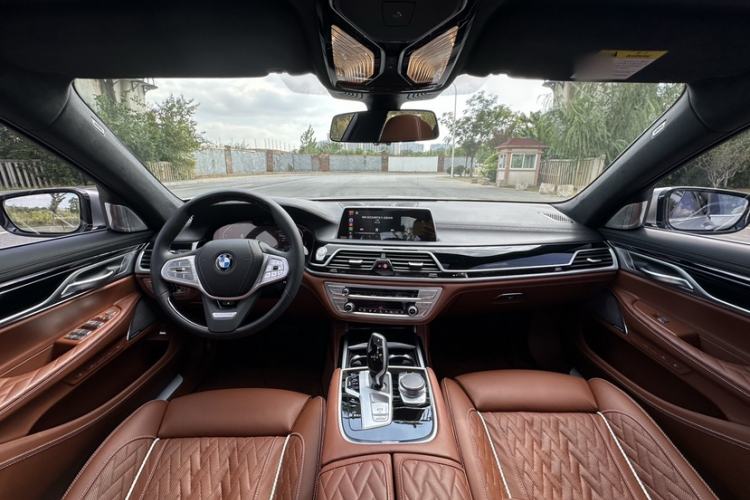 Used BMW 7 Series 2019 Restyled 740Li xDrive Executive Luxury Package Interior 1