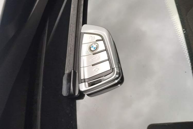 Used BMW 7 Series 2019 Updated 740Li Luxury Package Premium Edition Interior 1