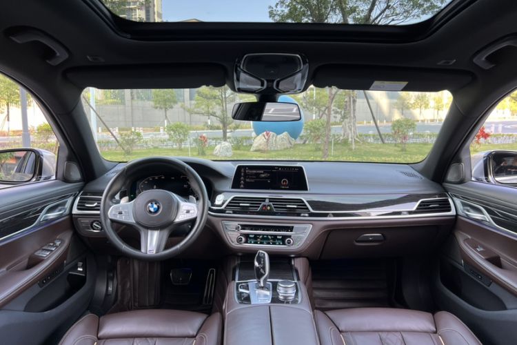 Used BMW 7 Series 2019 Restyled 730Li M Sport Package Interior 10