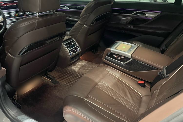 Used BMW 7 Series 2019 Restyled 740Li Leading Edition M Sport Package Interior 3