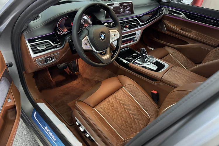Used BMW 7 Series 2019 Restyled 740Li xDrive Executive Luxury Package Interior 4