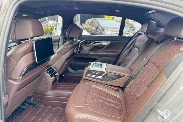 Used BMW 7 Series 2019 Updated 740Li Luxury Version M Sport Package Interior 4