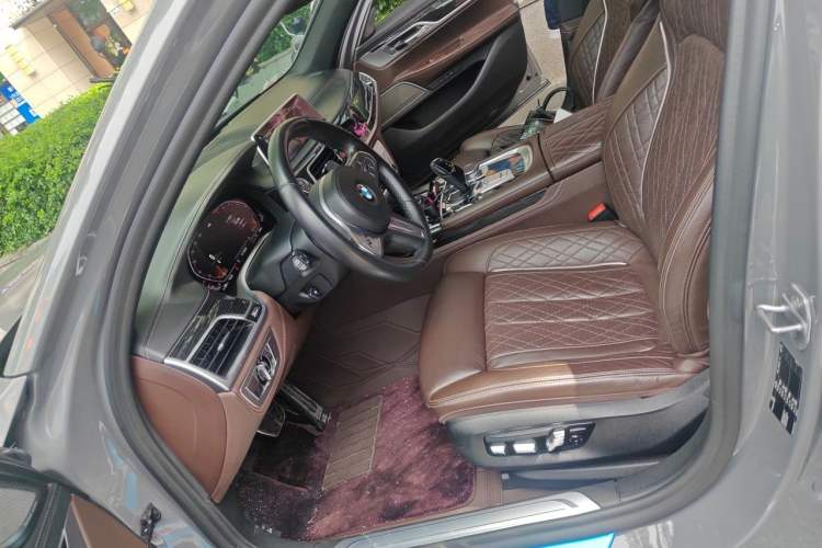 Used BMW 7 Series 2019 Restyled 740Li Leading Edition M Sport Package Left Front Seat