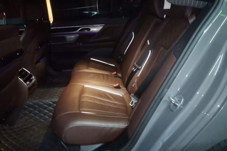 Used BMW 7 Series 2019 730Li M Sport Package Left Rear Seat