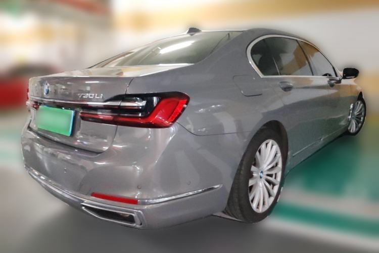 Used BMW 7 Series 2019 730Li Luxury Package Rear Right 45 Deg